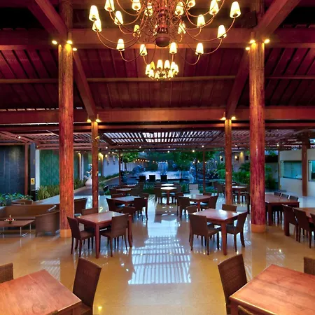 Febri\'S Hotel & Spa
