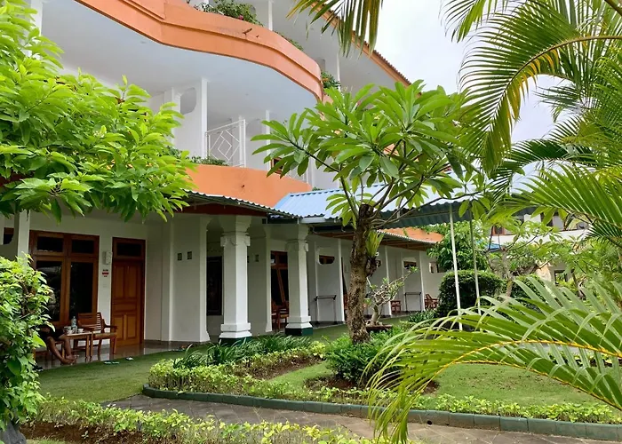 Febri's & Hotel