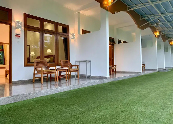 Hotel Febri's &