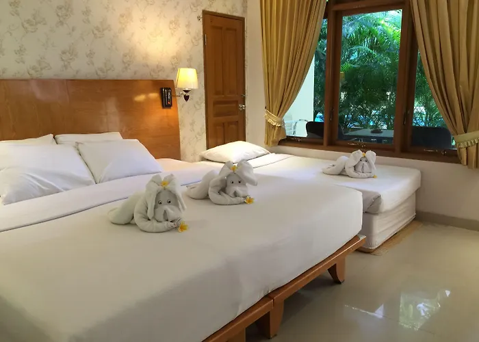 Febri's & Otel Kuta Lombok