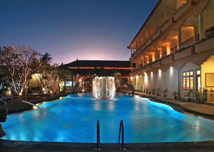 Hotel Febri's & 4*
