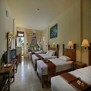 Otel Febri's & 4*